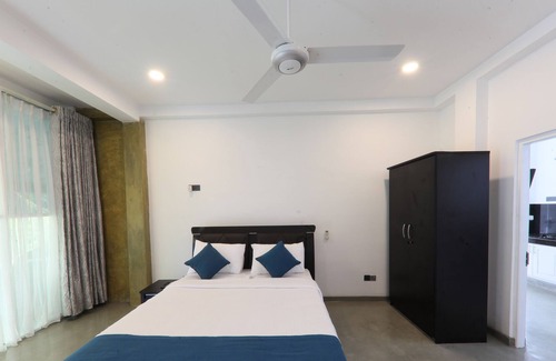 Galle Apartment | Morning guest can see momkeyies and birds