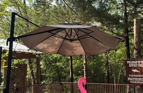 Valley View Cabin | Morning Star - explore your wild side at Oak Meadow Ranch