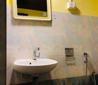 Malpe House | Morning Star Homestay -Malpe Beach