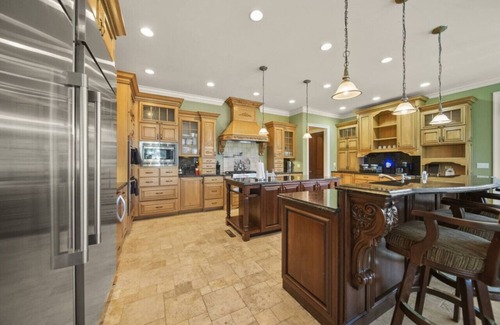 Morris House | Morris · Lakeview Manor