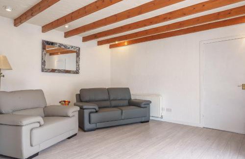 Thornhill House | Morton Cottage