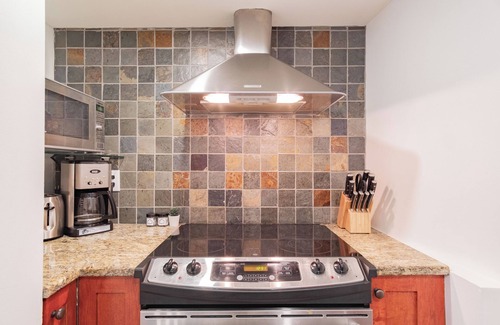 Whistler Village Apartment | Moscato-Ski-In/Ski-Out (A Condo at Carleton Lodge)