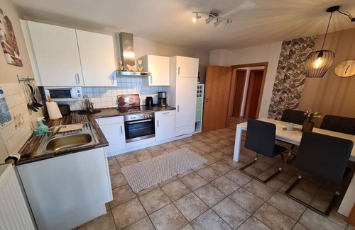 Monzelfeld House | "Moseltor" Comfortable holiday residence