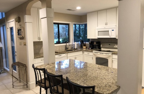 Moss Creek House | Moss Creek updated 3 bed 2 bath pet friendly house on golf course.