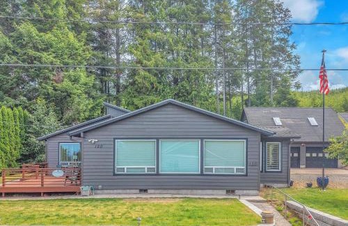 Rockaway Beach House | Moss Quadrant