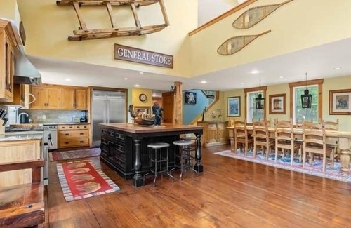 Winhall House | Most asked for Luxury Large Home at Stratton Mountain.