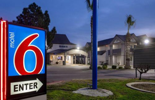 Buttonwillow Hotel | Motel 6-Buttonwillow, CA Central