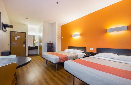 Irving Hotel | Motel 6 Dallas - Irving DFW Airport South
