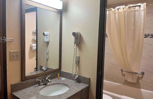 Deming Hotel | Motel 6 Deming, NM