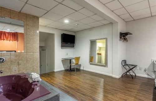 Elizabeth Hotel | Motel 6 Elizabeth NJ Newark Liberty Intl Airport