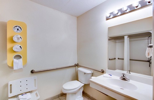 Hinesville Hotel | Motel 6 Hinesville, GA