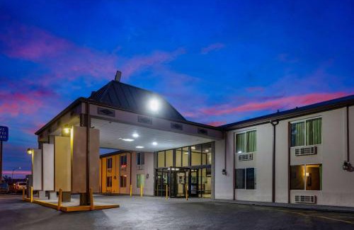 Lawrence Hotel | Motel 6 Indianapolis IN