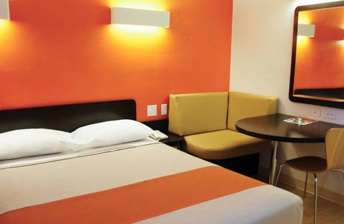 South Oklahoma City Hotel | Motel 6 Oklahoma City, OK - Airport East