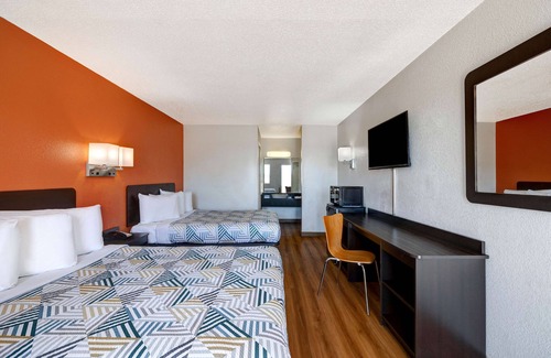 Rolla Hotel | Motel 6 Rolla, MO