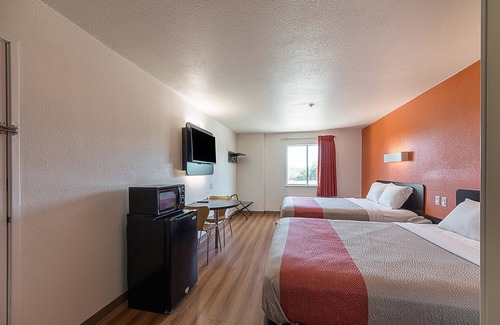 San Antonio Hotel | Motel 6 San Antonio, TX - Downtown - Alamo Dome