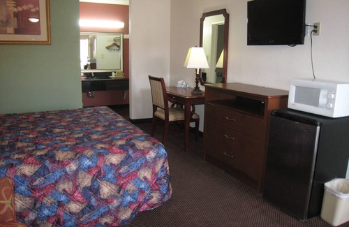Maricopa Hotel | Motel 8