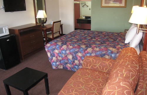 Maricopa Hotel | Motel 8