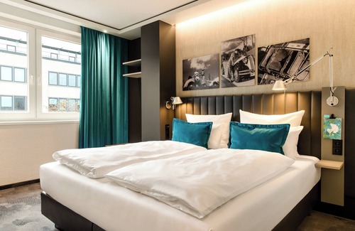 Ostend Hotel | Motel One Frankfurt East Side