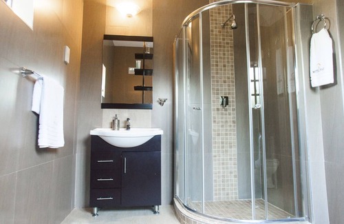 Bulawayo Cabin | Motsamai Lodge