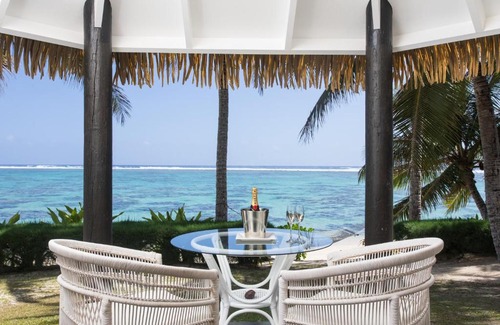 Tapere of Titikaveka Villa | Motu Beachfront Art Villas