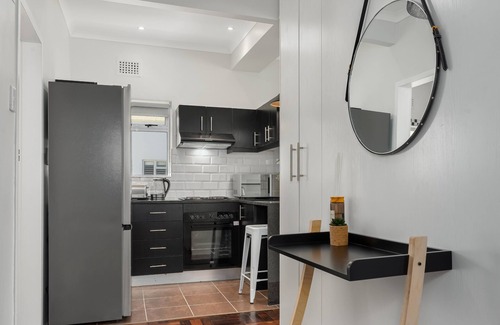 Green Point Apartment | Mouille Point Beach Front Apartment with Views