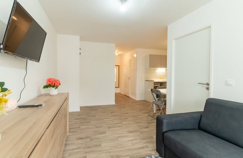 Bondy Apartment | Moulin à Vent Nord - Appt à 20 min de Paris