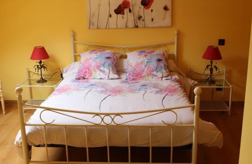 Vieux-Vy-sur-Couesnon House | Moulin de Bray - Chambres d'hotes et hébergement Insolite