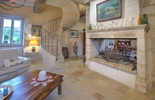 Neuvic House | Moulin de Villeverneix and its tower, Neuvic on the banks of the Vern for 6, 8 people