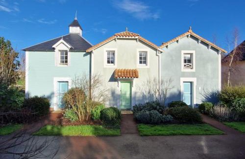 Bourgenay House | "MOULIN VERT RIVAGE" Maison, 6 personnes, au coeur du golf, village vacances, accès piscines gratuit