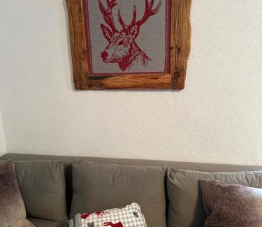 Aymavilles House | Moulins 57