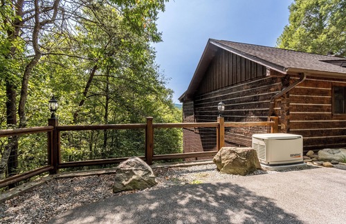 Pittman Center Cabin | Mountain Memories: Mountain Cabin with Awe-Inspiring Views!