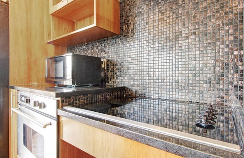 Estes Park Condo | Mount Cairns 16A - 2 Br Condo with Private Hot Tub - Lake/Mountain Views!