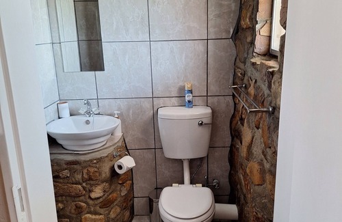 Karas Cabin | Mount Canyon Guest Farm