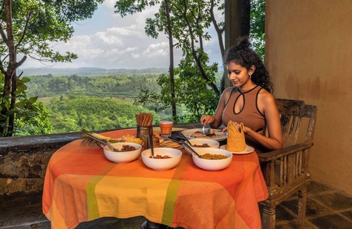 Mirissa Villa | Mount Cinnamon - Exclusive Villa in Mirissa with WiFi, AC