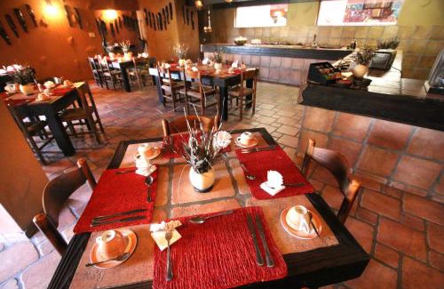 Omaruru Cabin | Mount Etjo Safari Lodge