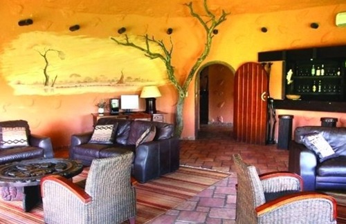 Omaruru Cabin | Mount Etjo Safari Lodge