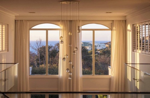 Mount Martha House | Mount Martha Manor Indoor Pool & Ocean Views