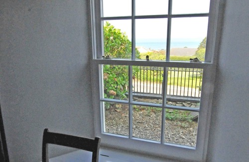 Newport Cottage | Mount Pleasant, Newport