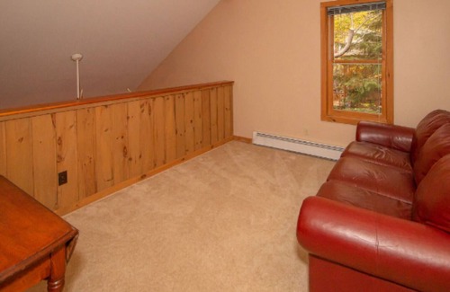 Wilmington House | Mount Snow Ski House in the Chimney Hill Community