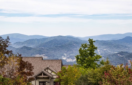 Mountain Air Condo | Mountain Air ~ Burnsville, NC ~ A Mountain Top Villa With Spectacular Views