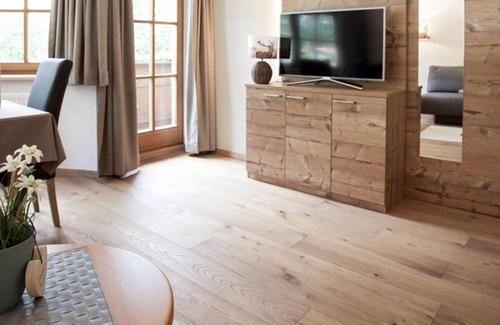 Oetz Apartment | Mountain Apartment in Oetz with Balcony