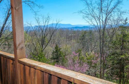 Sevierville House | Mountain Breeze