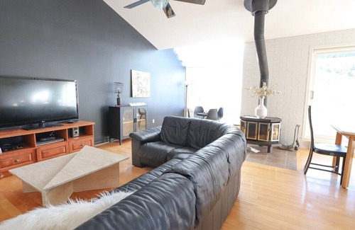 Stoneham House | Mountain, Comfort & Charm - La Perle Alpine