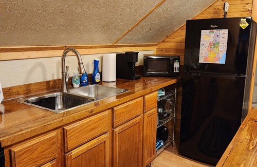 Littleton Apartment | Mountain Cabin 1-BR apartment, stunning views, w/climate-controlled storage!