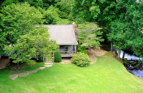 Clarkesville Cabin | Mountain cabin, Clarkesville Ga, on beautiful trout stream near Soque River
