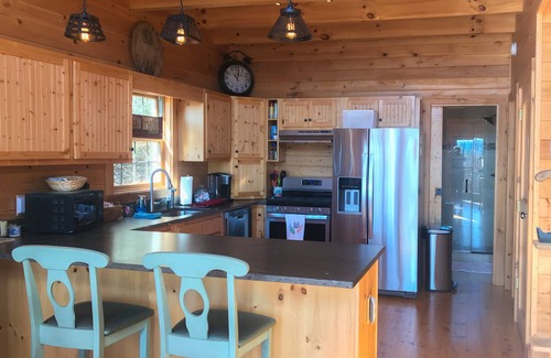 Ferguson Cabin | Mountain Cabin,Great View,HotTub,Hiking/Horse Trails,WiFi
