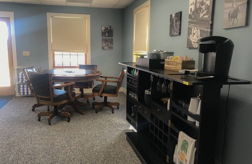 Ferguson Cabin | Mountain Cabin,Great View,HotTub,Hiking/Horse Trails,WiFi