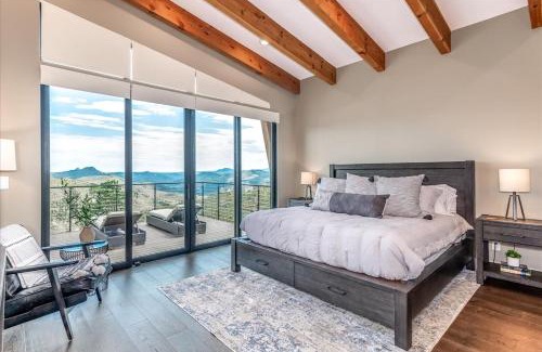 Bailey House | Mountain Cabin W Deck Views & Hot Tub