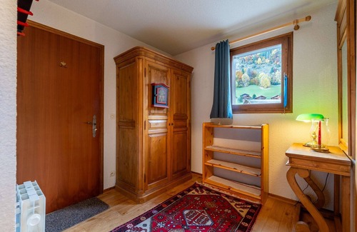 Le Chinaillon Apartment | Mountain Calm with Soothing View