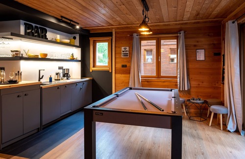 La Salle-les-Alpes Ski Chalet | Mountain chalet with swimming pool and sauna - in the heart of the Hautes Alpes